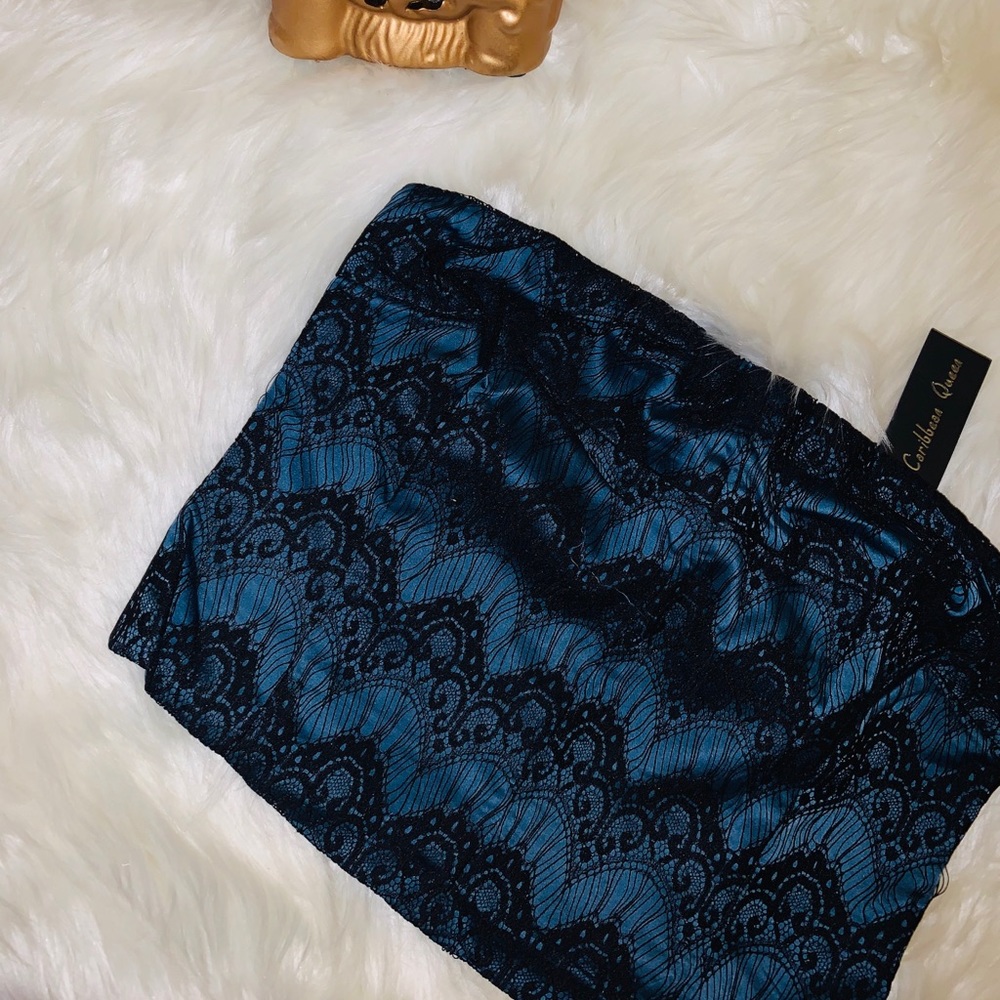 NWT Caribbean Queen beautiful Bandeau lace top